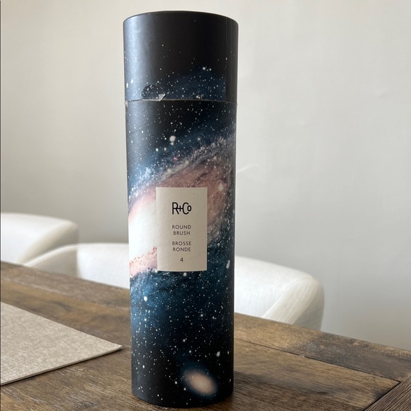 R+Co Other - R+Co Cosmic Design Round Brush